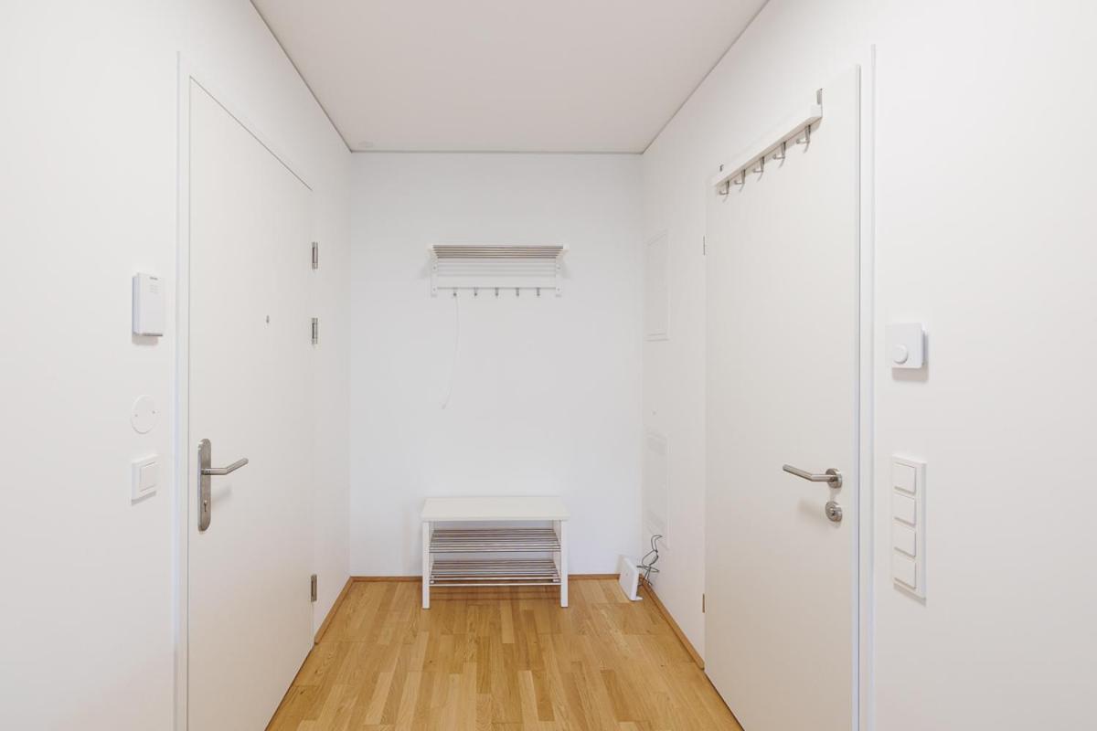 Lovely Apartment In Marina Tower - 10Min To City Center Vienna Luaran gambar