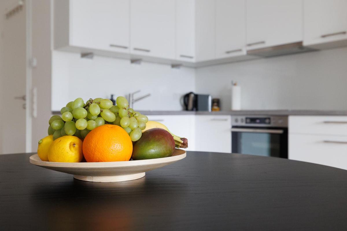 Lovely Apartment In Marina Tower - 10Min To City Center Vienna Luaran gambar